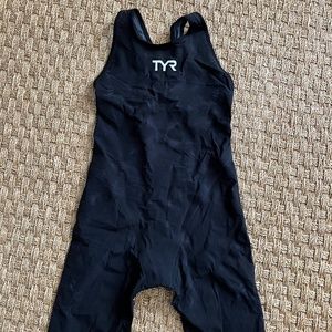 TYR Venzo NWOT